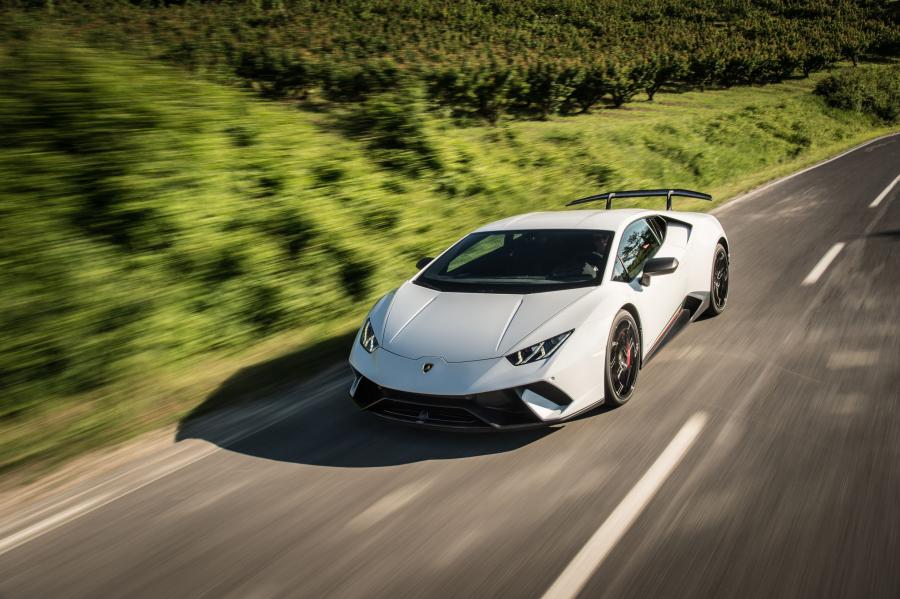  Lamborghini Huracan Performante (LB724) 2017 года  (WW) (фото 36 из 57)